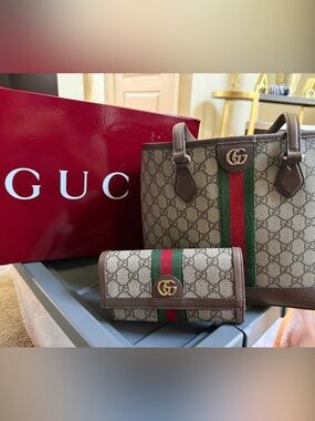 Gucci Beige GG Canvas Tote and Wallet with Green-Red Web